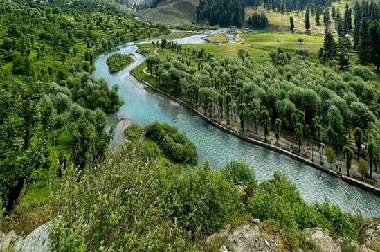 Kashmir 4 Nights 5 Days Tour Package