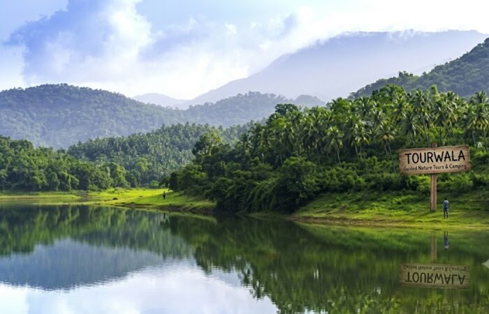 Munnar Thekkady Kumarakom – 8 Nights 9 Days