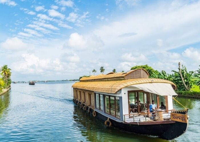Munnar Thekkady Alleppey Tour Package – Kerala Holiday