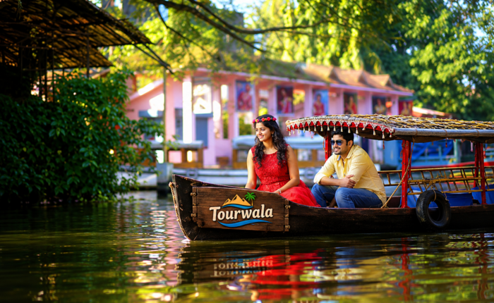 Exotic Kerala Tour Package – Cochin Munnar Thekkady Kumarakom Alleppey