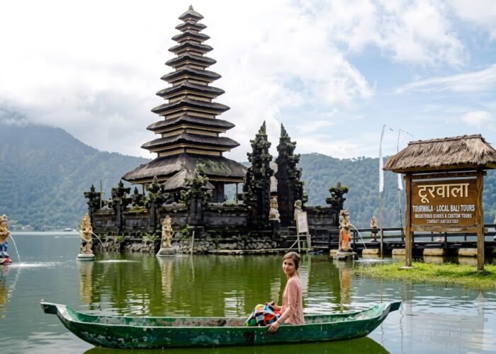 Bali 8 Days 7 Nights Tour Package – Nusa Penida Lovina East Bali