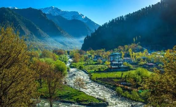 Kashmir Luxury Tour Package