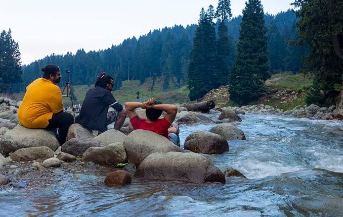 Offbeat Kashmir Tour Package