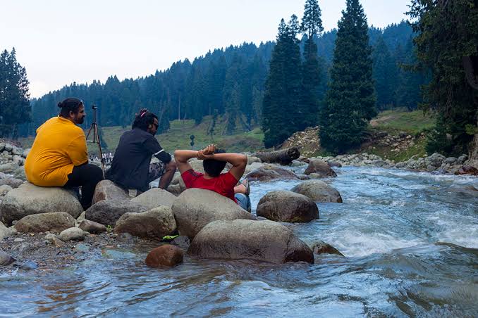 Offbeat Kashmir Tour Package